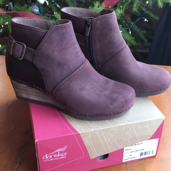 dansko shirley wine